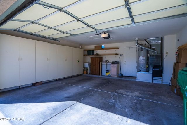 1955 E Cliff Swallow Trail, Green Valley, AZ 85614