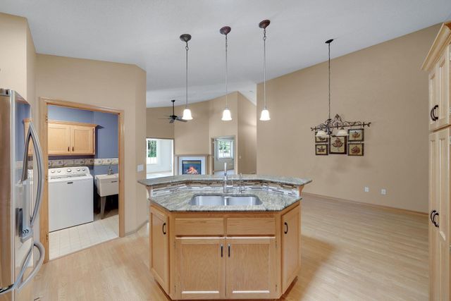 2857 117th Avenue NW, Coon Rapids, MN 55433