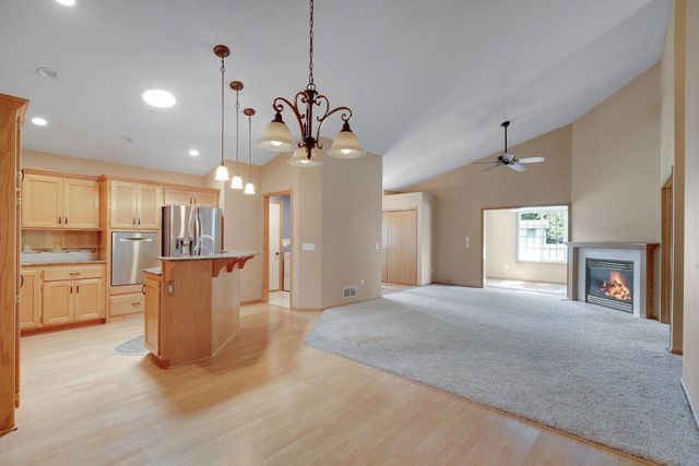 2857 117th Avenue NW, Coon Rapids, MN 55433