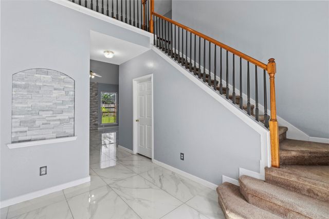 127 Saint Finans Way, Houston, TX 77015