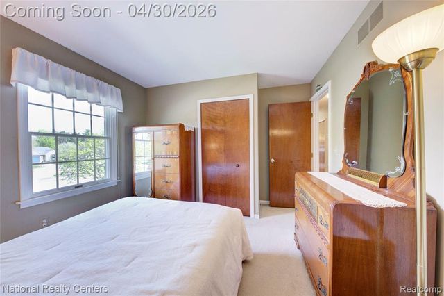 343 Cobblestone Court, Brighton, MI 48116