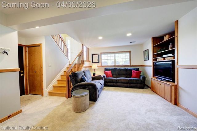 343 Cobblestone Court, Brighton, MI 48116