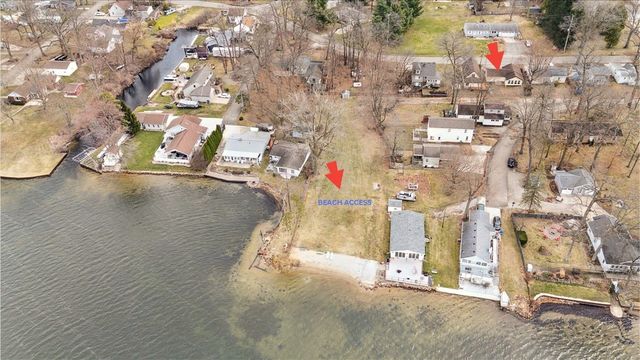 1375 Woodland Beach, Battle Creek, MI 49014