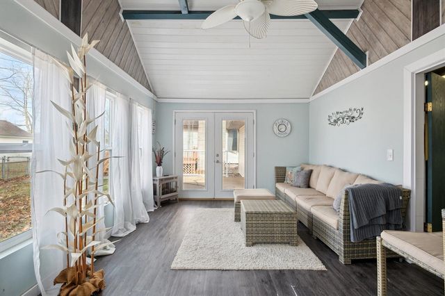 1375 Woodland Beach, Battle Creek, MI 49014