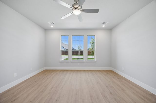 2258 Terlingua Drive, Waxahachie, TX 75165