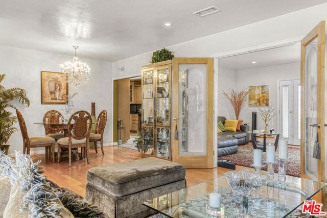 11731 Cimarron Avenue, Hawthorne, CA 90250