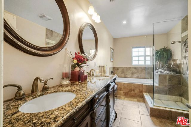 11731 Cimarron Avenue, Hawthorne, CA 90250