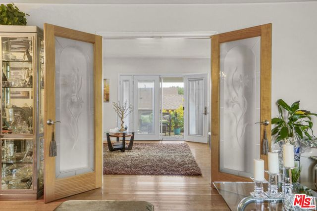 11731 Cimarron Avenue, Hawthorne, CA 90250