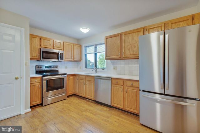 109 FOXFIRE DR, Newark, DE 19711