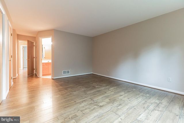 109 FOXFIRE DR, Newark, DE 19711