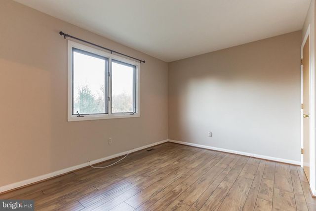 109 FOXFIRE DR, Newark, DE 19711