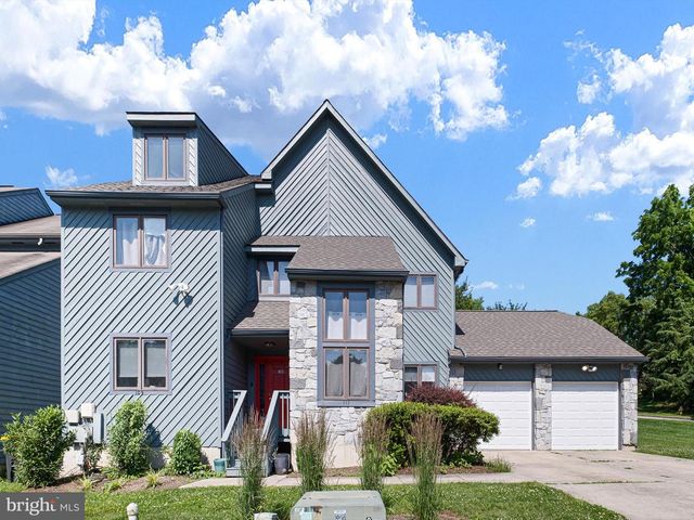 109 FOXFIRE DR, Newark, DE 19711
