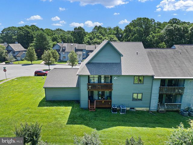 109 FOXFIRE DR, Newark, DE 19711