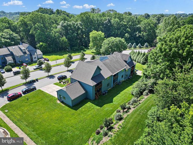 109 FOXFIRE DR, Newark, DE 19711