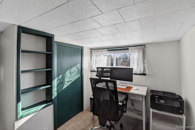 19134 Angling Street, Livonia, MI 48152