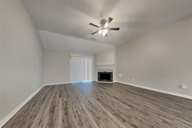 18623 Singing Woods Drive, Humble, TX 77346