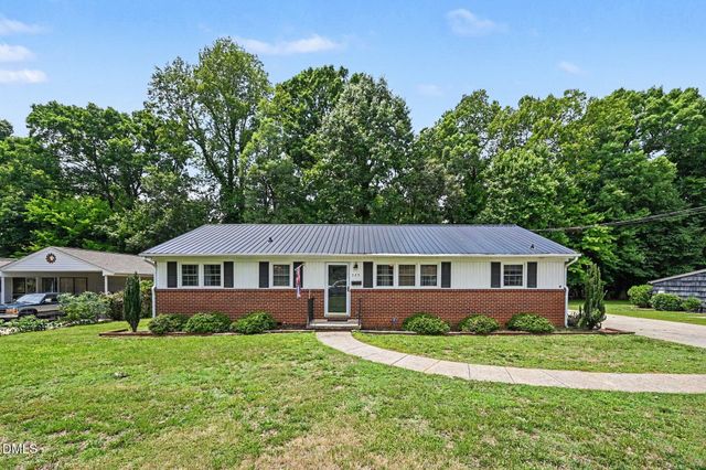 525 N Carr Street, Mebane, NC 27302