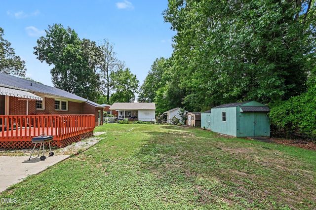 525 N Carr Street, Mebane, NC 27302