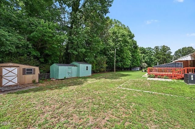 525 N Carr Street, Mebane, NC 27302