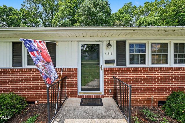 525 N Carr Street, Mebane, NC 27302