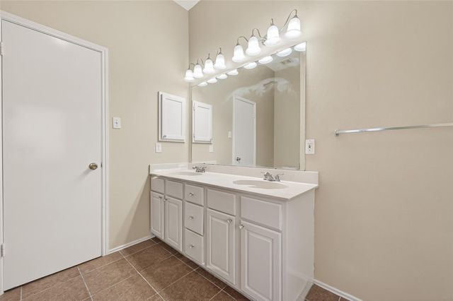 8411 Tamayo Drive, Houston, TX 77083