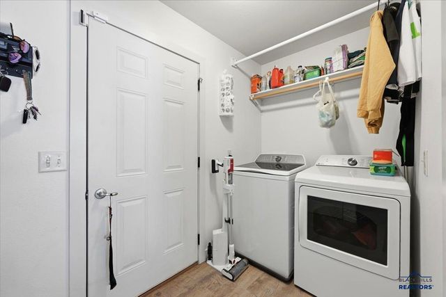 1863 RUSSELL ST, Spearfish, SD 57783