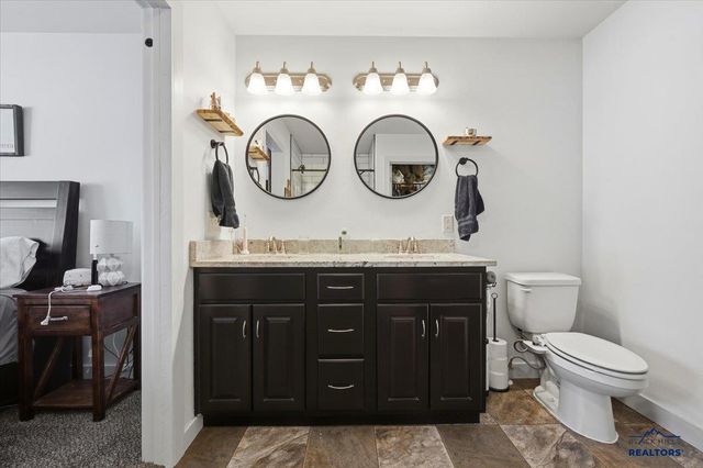 1863 RUSSELL ST, Spearfish, SD 57783