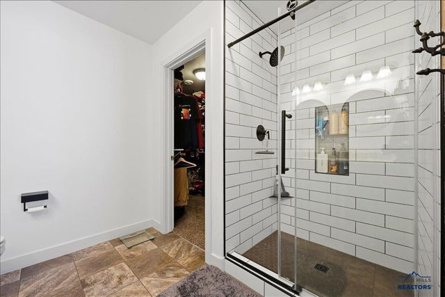 1863 RUSSELL ST, Spearfish, SD 57783