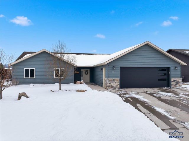 1863 RUSSELL ST, Spearfish, SD 57783