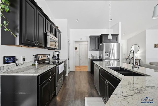 1863 RUSSELL ST, Spearfish, SD 57783