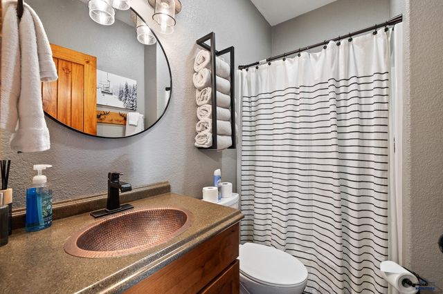 21152 GILDED MOUNTAIN LP, Lead, SD 57754