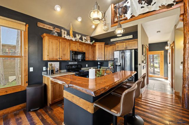 21152 GILDED MOUNTAIN LP, Lead, SD 57754