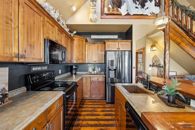 21152 GILDED MOUNTAIN LP, Lead, SD 57754