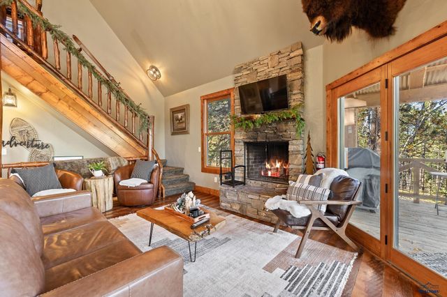 21152 GILDED MOUNTAIN LP, Lead, SD 57754