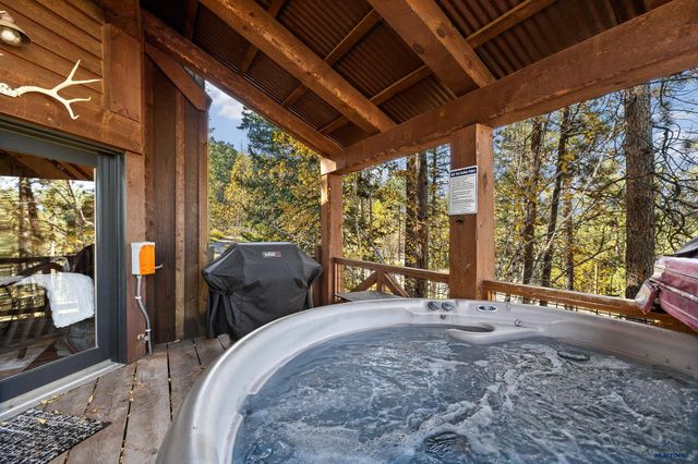 21152 GILDED MOUNTAIN LP, Lead, SD 57754