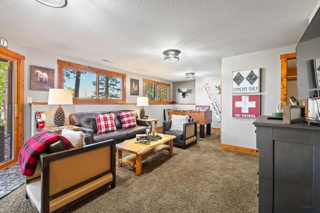 21152 GILDED MOUNTAIN LP, Lead, SD 57754