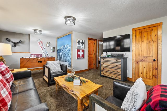 21152 GILDED MOUNTAIN LP, Lead, SD 57754