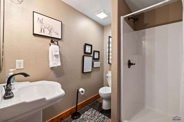 21152 GILDED MOUNTAIN LP, Lead, SD 57754