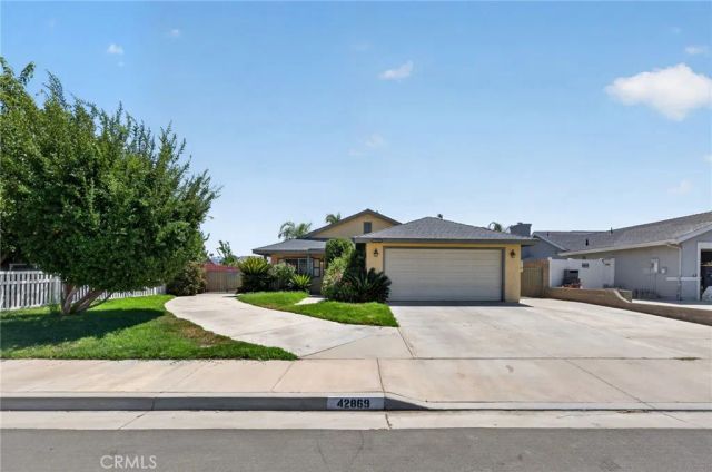 42869 Woodside Court, Hemet, CA 92544