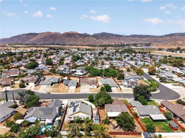 42869 Woodside Court, Hemet, CA 92544