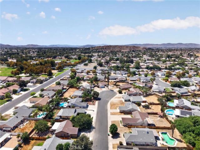 42869 Woodside Court, Hemet, CA 92544