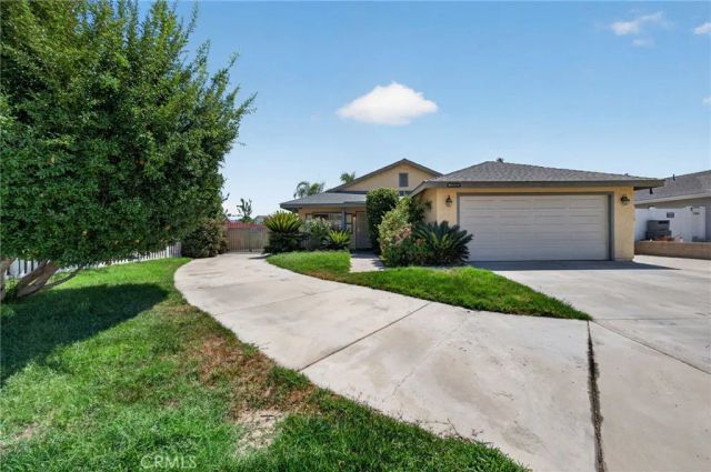 42869 Woodside Court, Hemet, CA 92544