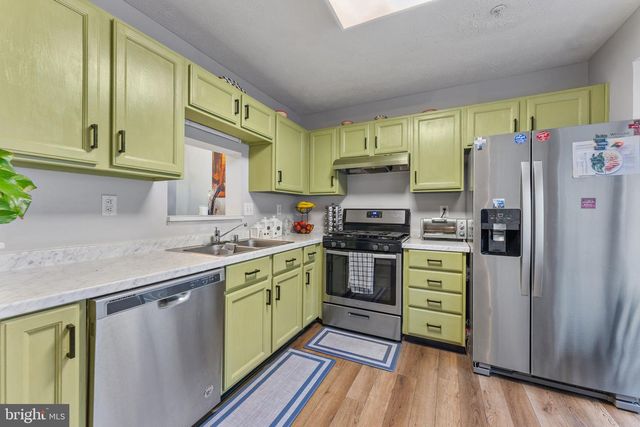 7840 FOXFARM LN, Glen Burnie, MD 21061
