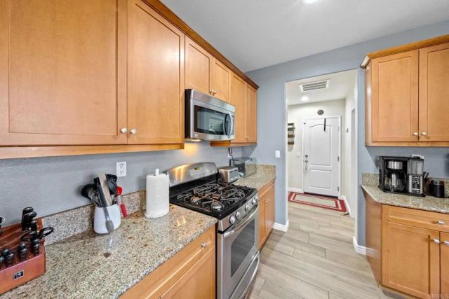 448 Kennedy Court, Escondido, CA 92027