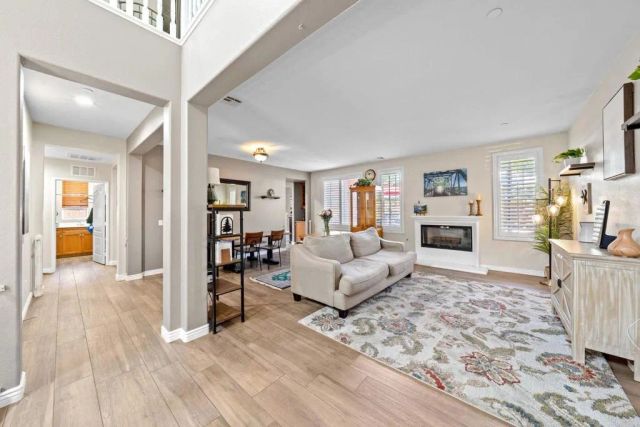 448 Kennedy Court, Escondido, CA 92027