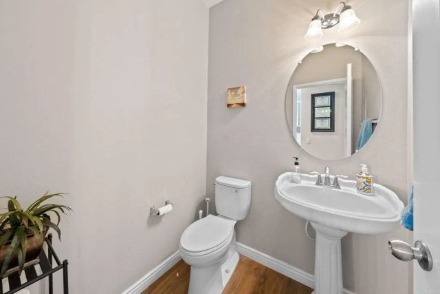 448 Kennedy Court, Escondido, CA 92027