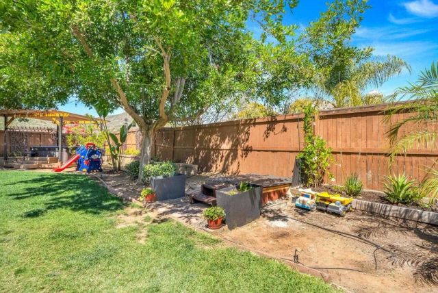 448 Kennedy Court, Escondido, CA 92027