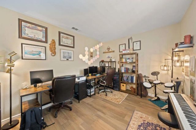 448 Kennedy Court, Escondido, CA 92027