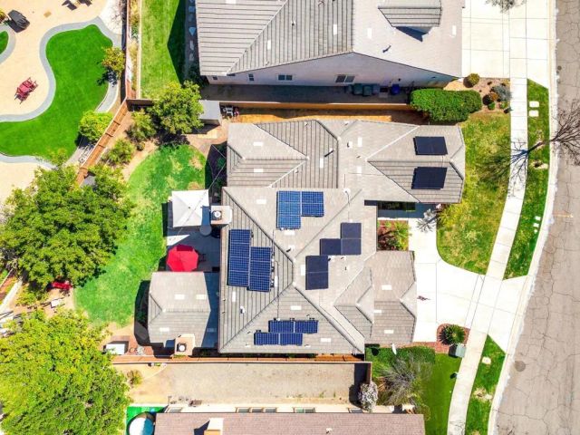 448 Kennedy Court, Escondido, CA 92027