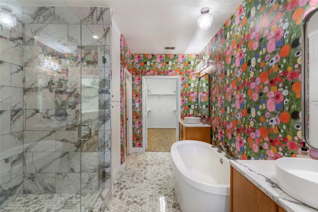 500 Waters Edge Drive 313, Lake Dallas, TX 75065